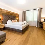 Naturhotel Edelweiss Hotel Wagrain