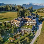 Naturhotel Edelweiss 4*