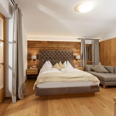 Naturhotel Edelweiss Hotel 4*