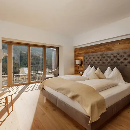Naturhotel Edelweiss 4*