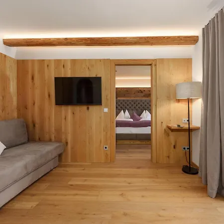 Naturhotel Edelweiss 4*
