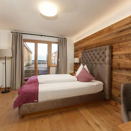 Naturhotel Edelweiss Hotel 4*
