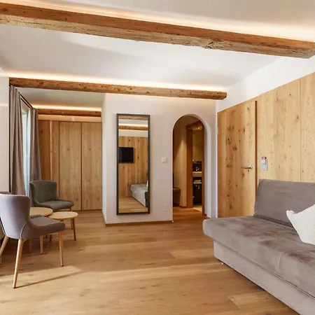 Hotel Naturhotel Edelweiss 4*
