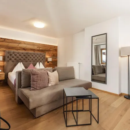 Naturhotel Edelweiss 4* Wagrain