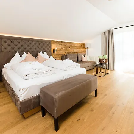 Naturhotel Edelweiss 4*