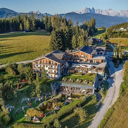 Naturhotel Edelweiss 4*