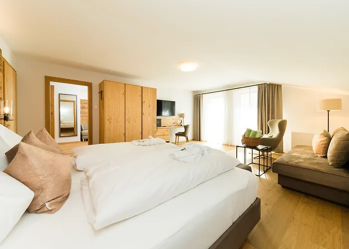 Hotell Naturhotel Edelweiss 4*