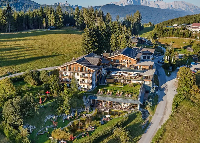 Naturhotel Edelweiss 4*